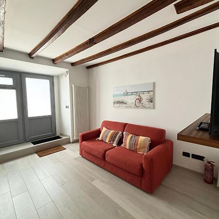 La Casa Di Ale Apartment Комо Екстериор снимка