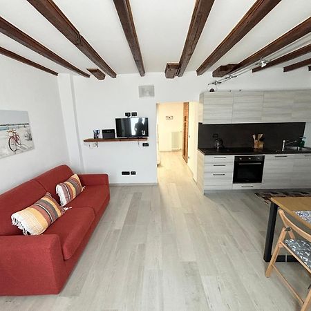 La Casa Di Ale Apartment Комо Екстериор снимка